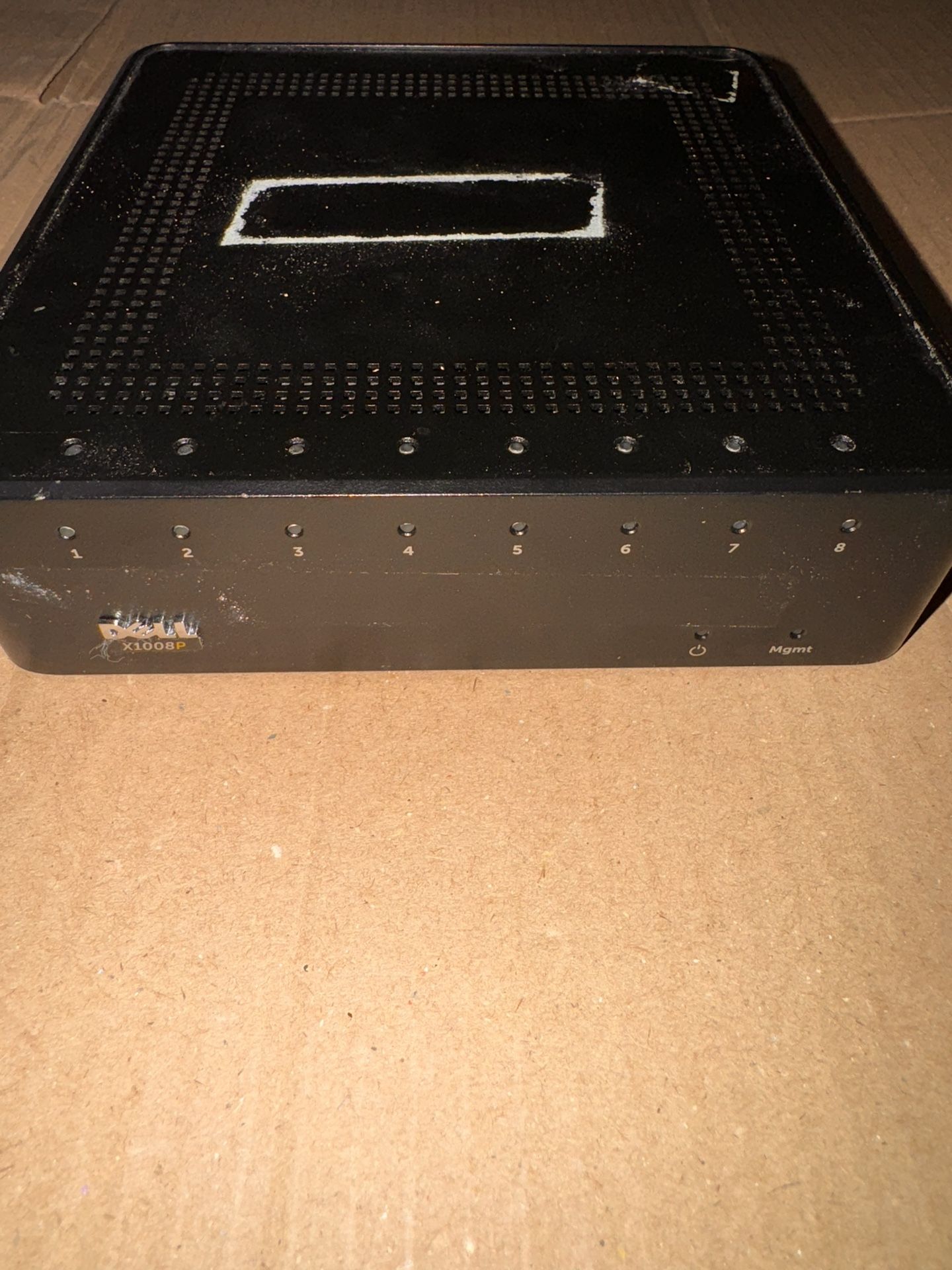 Dell Networking X1008P PoE+ Gigabit Network Switch