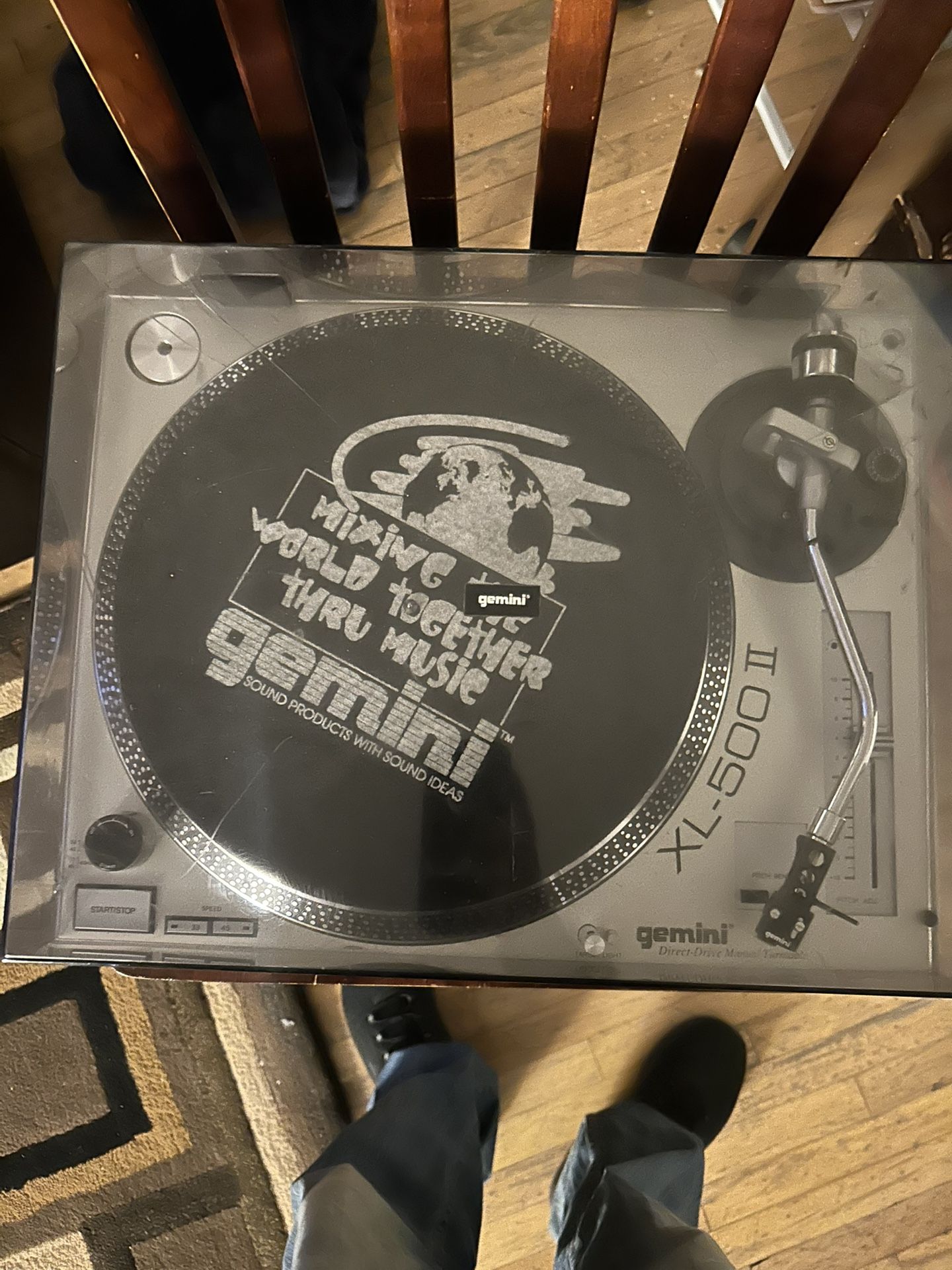 Gemini XL-500 Turntable