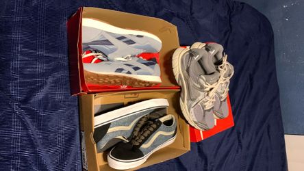 Nike V5 run + old school classic vans + classic Reebok 3 pairs lot steal! Men sz 8.5 and 9