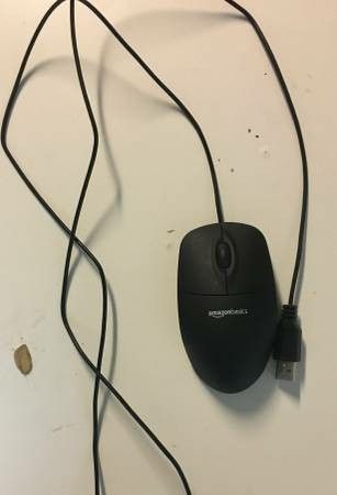 Amazon Basics 3 Button USB Wired Scroll Wheel Computer Optical Mouse
