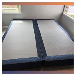 Cal king size mattress/ Colchon