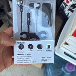 Earbuds