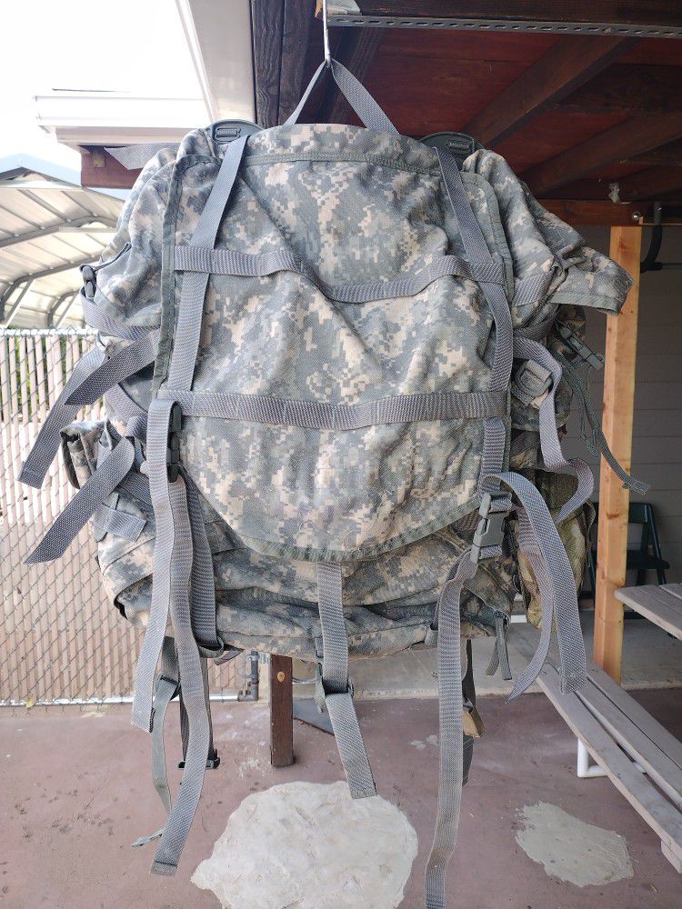 US ARMY Issued Rucksack MOLLE II Lightweight Load Carrying Equipment Rucksack w/3 Pouches $120
