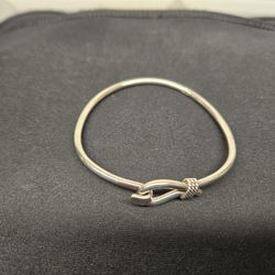 925 Sterling Silver Hook Bracelet