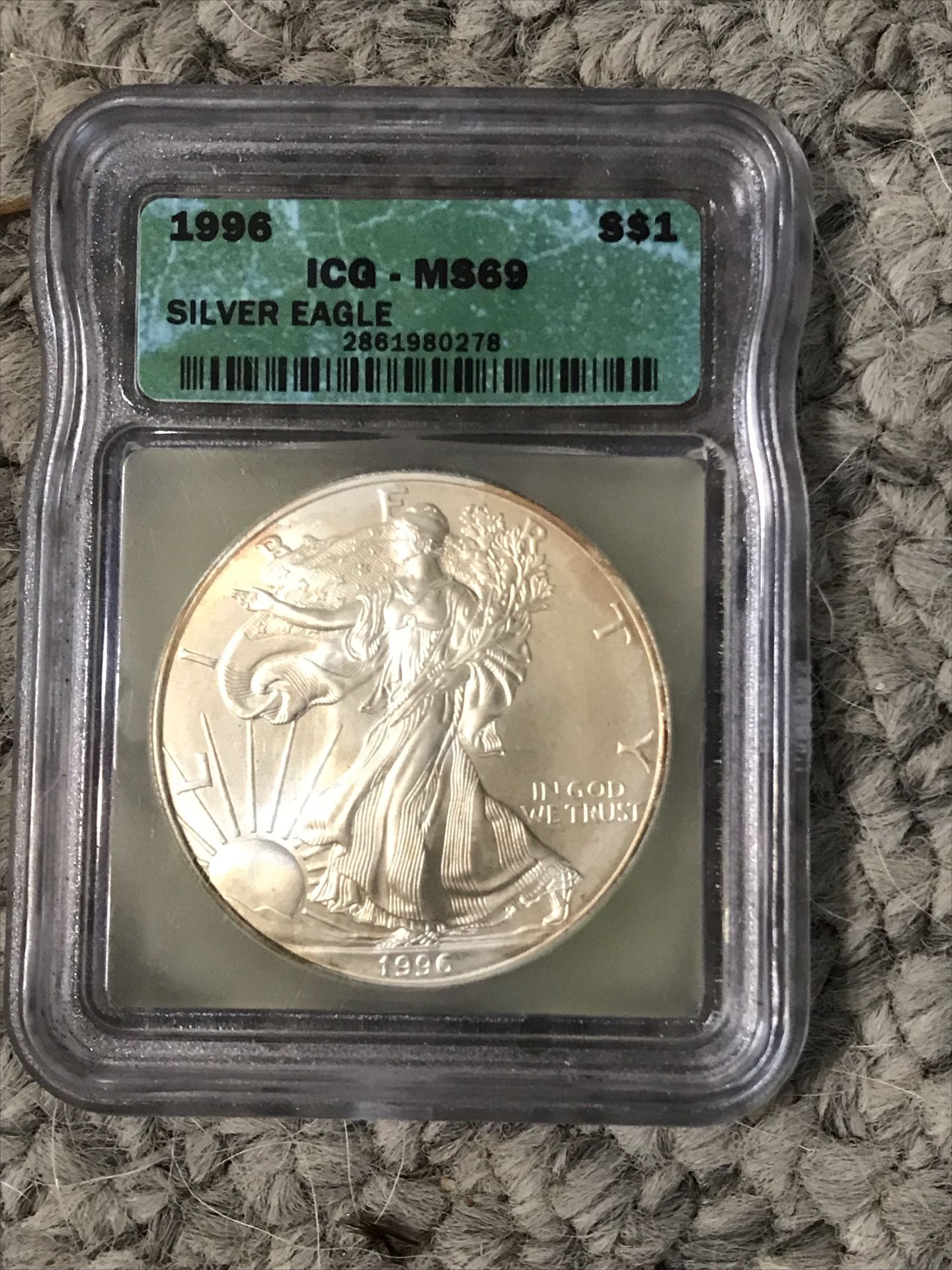 1996 silver eagle coin MS69