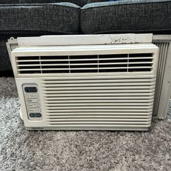 Gold Star Air Conditioner
