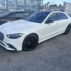 2022 Mercedes S580