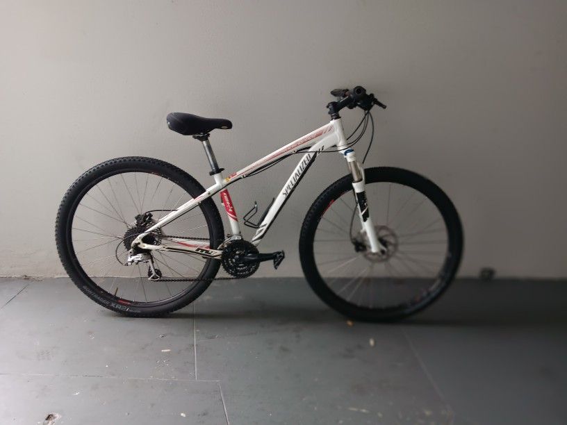 BICYCLE SPECIALIZED 27 SPEED EXCELLENT CONDITIONS