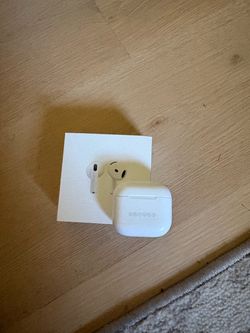 Apple AirPods 4