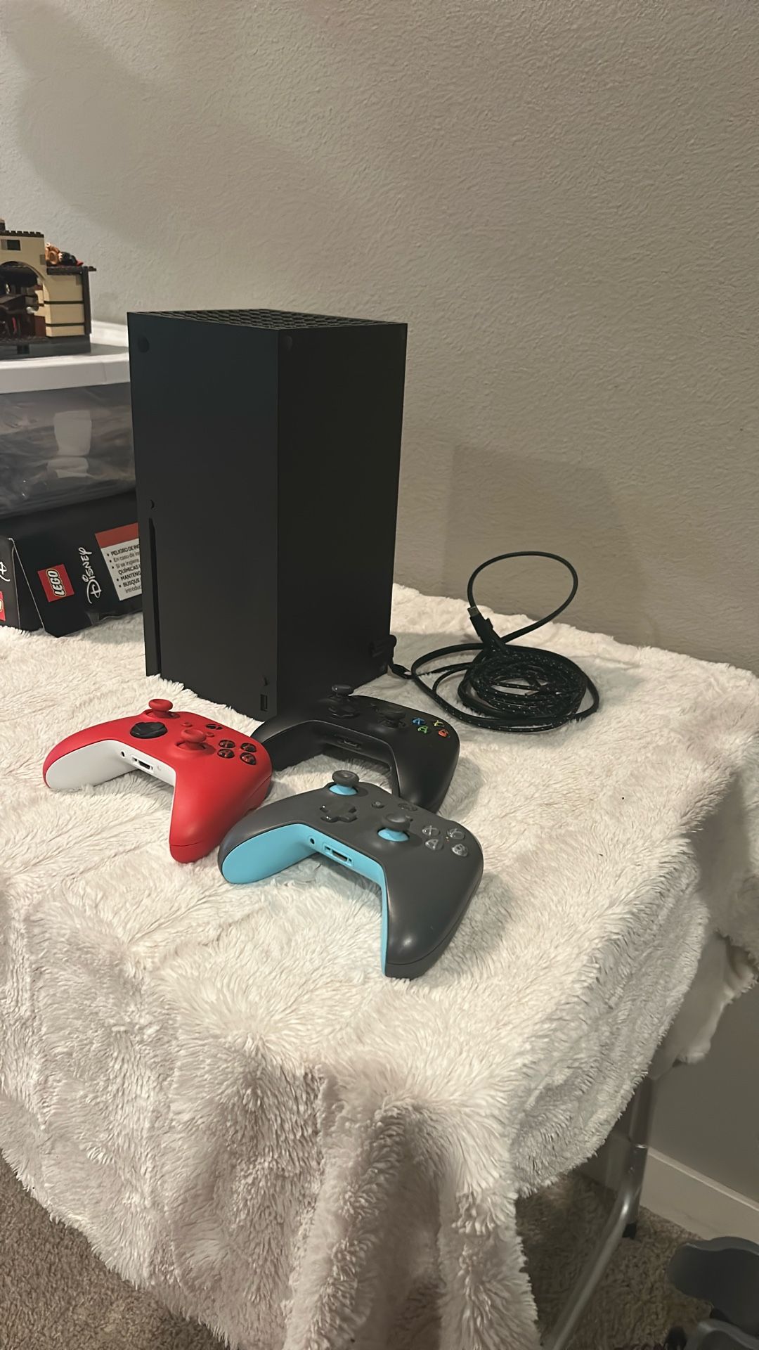 X Box X