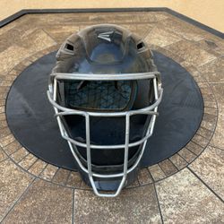 Easton catchers mask 