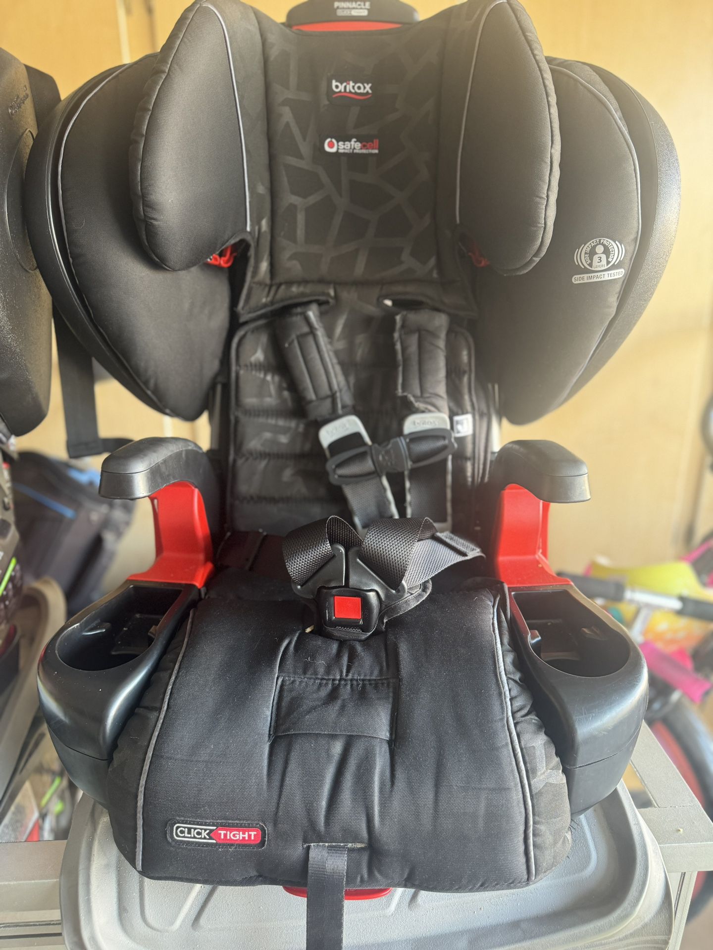 Britax Clicktight Booster Seat With Hardness 