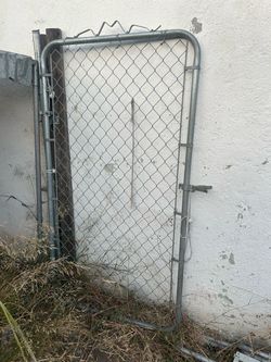 Chain link fence door