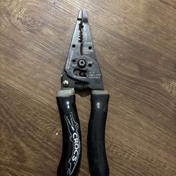Electrical pliers