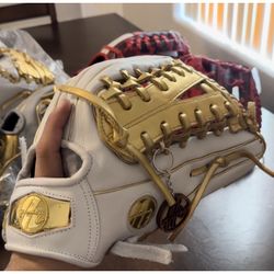 Outfield Baseball Glove 
