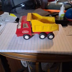 Tonka Toy Dump Truck 