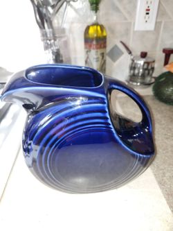 Fiesta Discontinued Cobalt Blue Ice Lip Pitcher Unused
