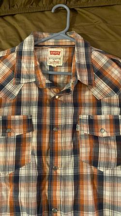 Levi’s Snap button Shirt Size Large 