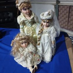 Dolls Collection 