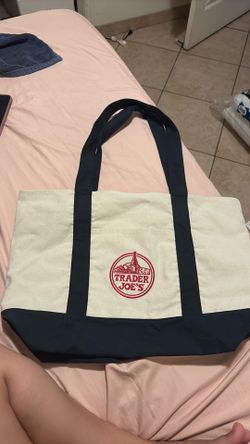 navy blue trader joe tote 12$ used once