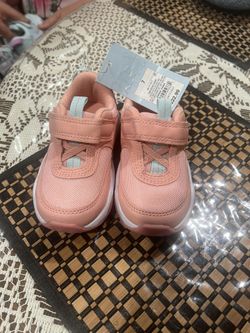 Cat And Jack Shoes Size 7