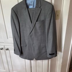 Suit Tommy Hilfiger Size Large 