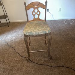 Vintage Chair 