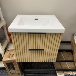 24” Bathroom Vanity In Wood Color Wall Mounted 
