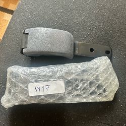 Set of two Toyota Tacoma quarter window cab lock. 2001-2004