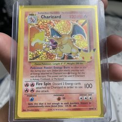 Charizard 4/102 Celebrations: Classic Collection Holo