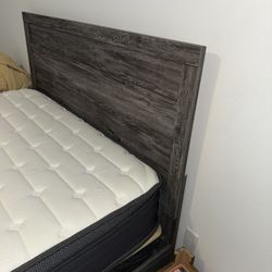 COMPLETE KING SIZE BEDROOM SET