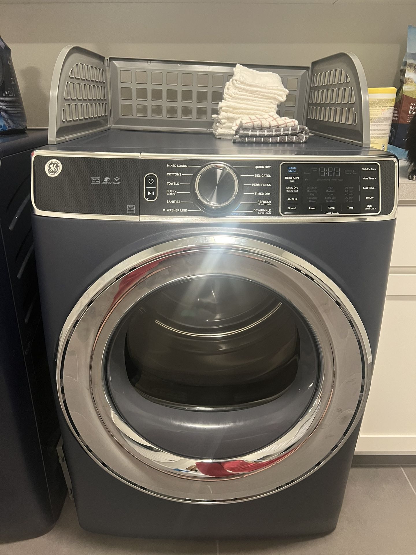 Washer & Dryer Set