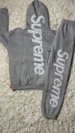 Supreme sets