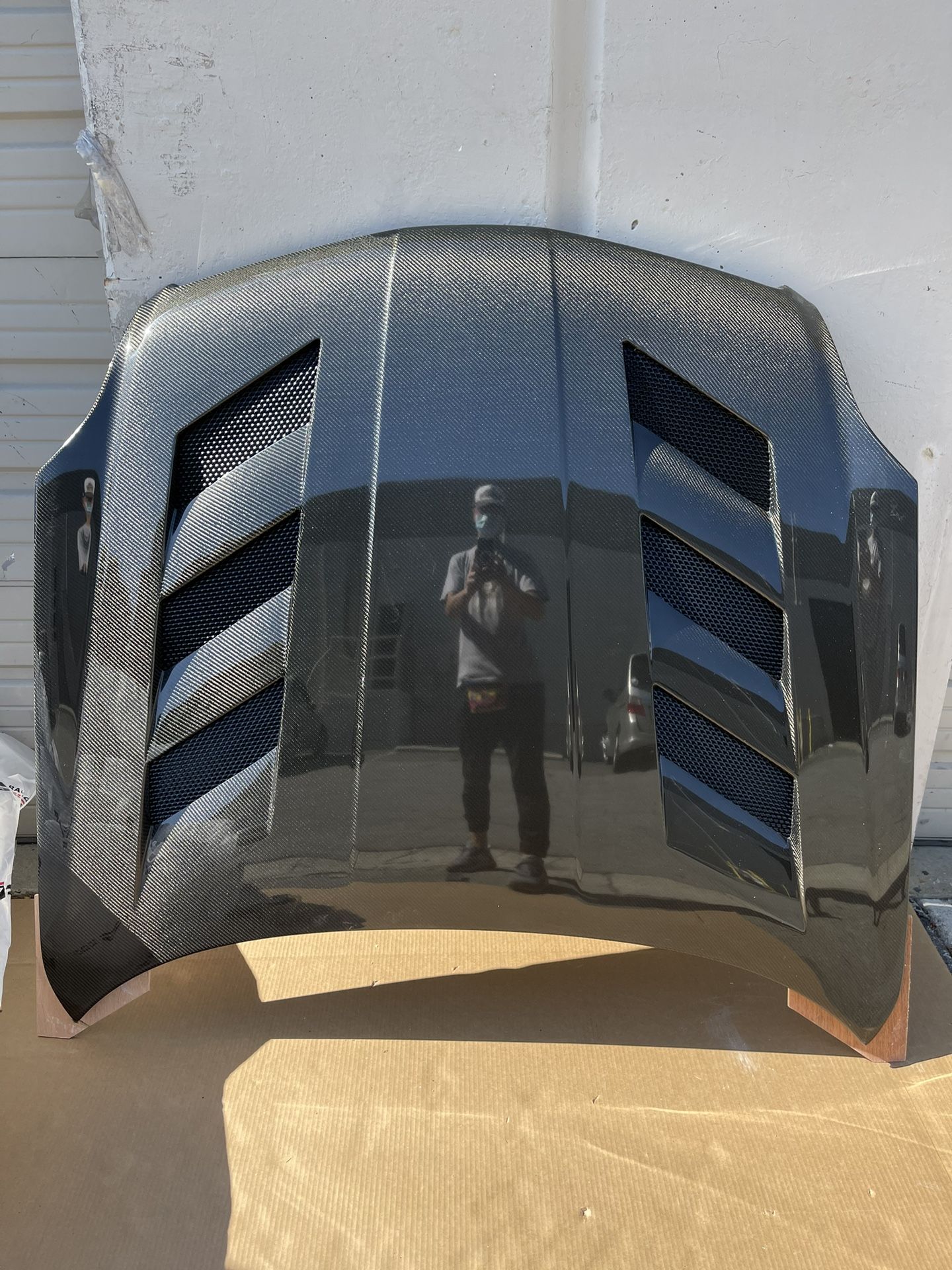 2003 - 2007 Infiniti G35 Coupe VIS Racing AMS Style Carbon Fiber Vented Hood