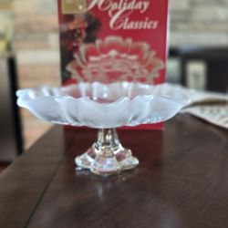 Mikasa Holiday Footed Bon Bon Platter