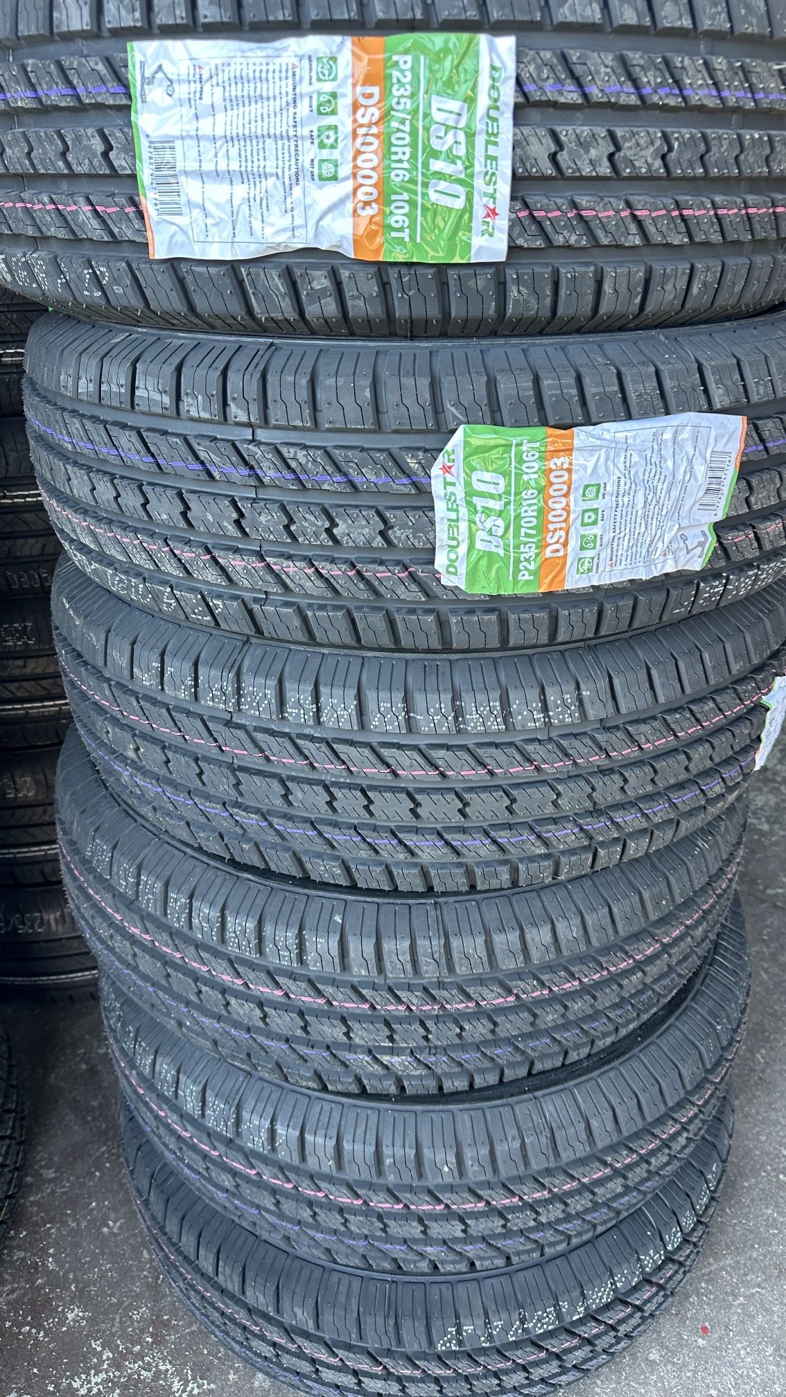 2357016/ P235/70R16 DOUBLE STAR A/S