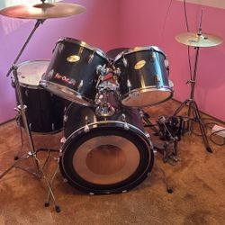 Ludwig Accent Drumset