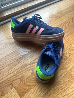 Adidas Platform Low-Top Sneakers women’s size 7.5