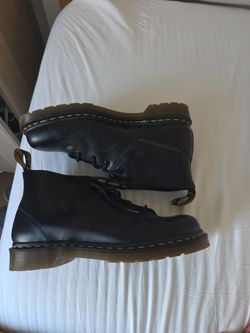 Dr. Martin 101 Bex (Size 12)