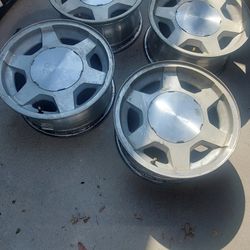 FREE DELIVERY GMC 16" 6 LUG RIMS $125 OBO