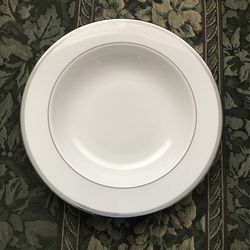 Columbus Circle Lenox 9 1/2”, Soup/ Pasta Bowl