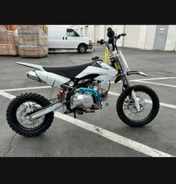 Brand New 🎁 Dirtbike