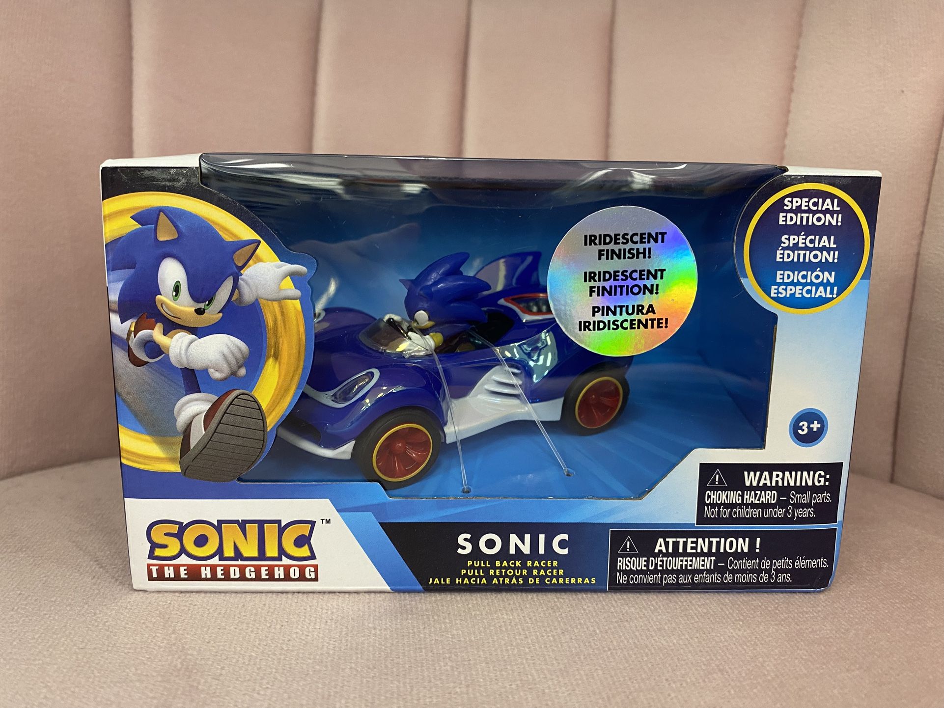 Sonic the Hedgehog Sonic IRIDESCENT Finish Special Edition Pull Back Racer