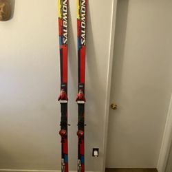 Salomon Ski