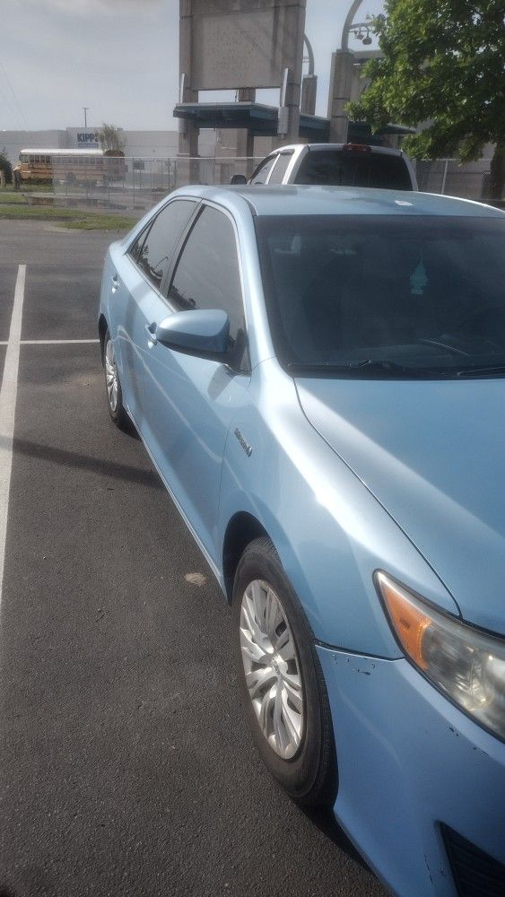 2012 Toyota Camry Hybrid Clean Title