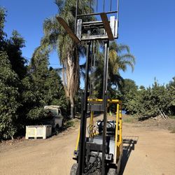KOMATSU  Forklift 
