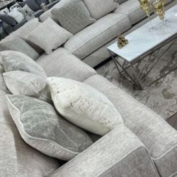 Cozy Stylish Nice Sectional!