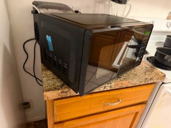 Horno de microondas compacto Mainstays