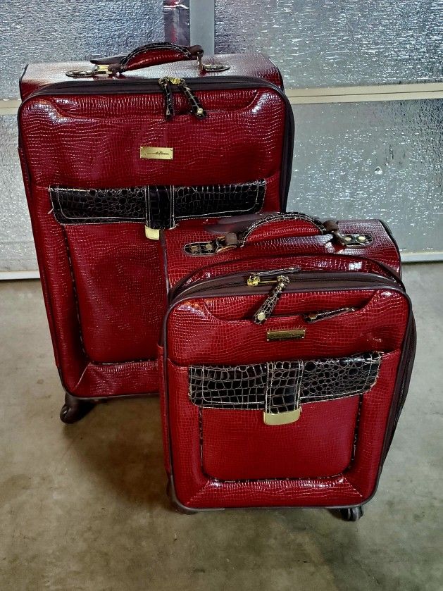 Samantha Brown 2-Piece Luggage Set. Nice Xmas Gift!