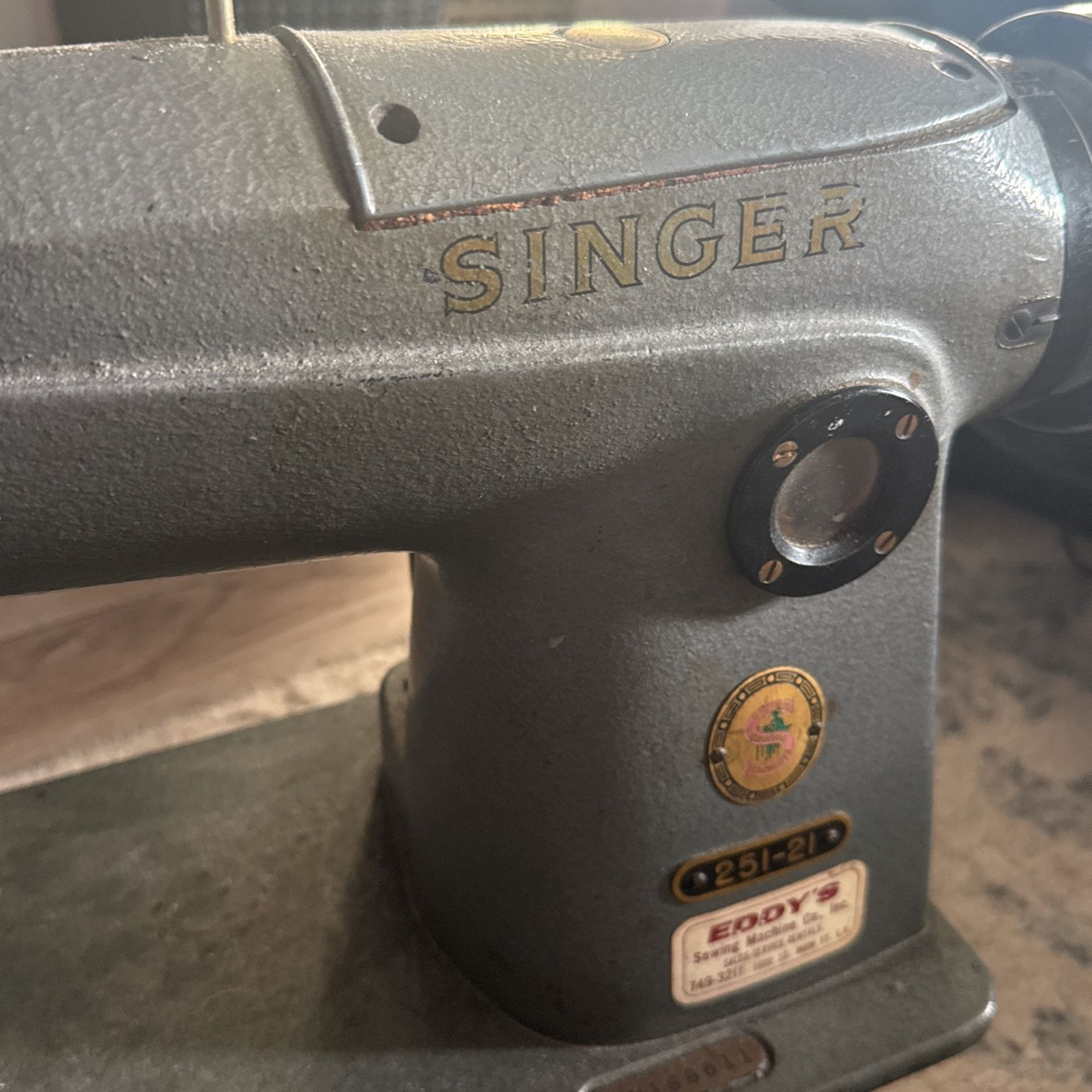 251-12 Sewing Machine Industrial Works!!!
